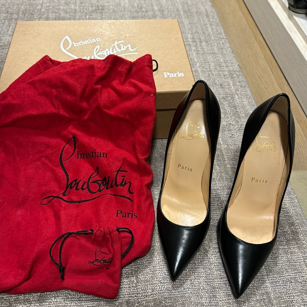Christian Louboutin So Kate 120 Black Pumps